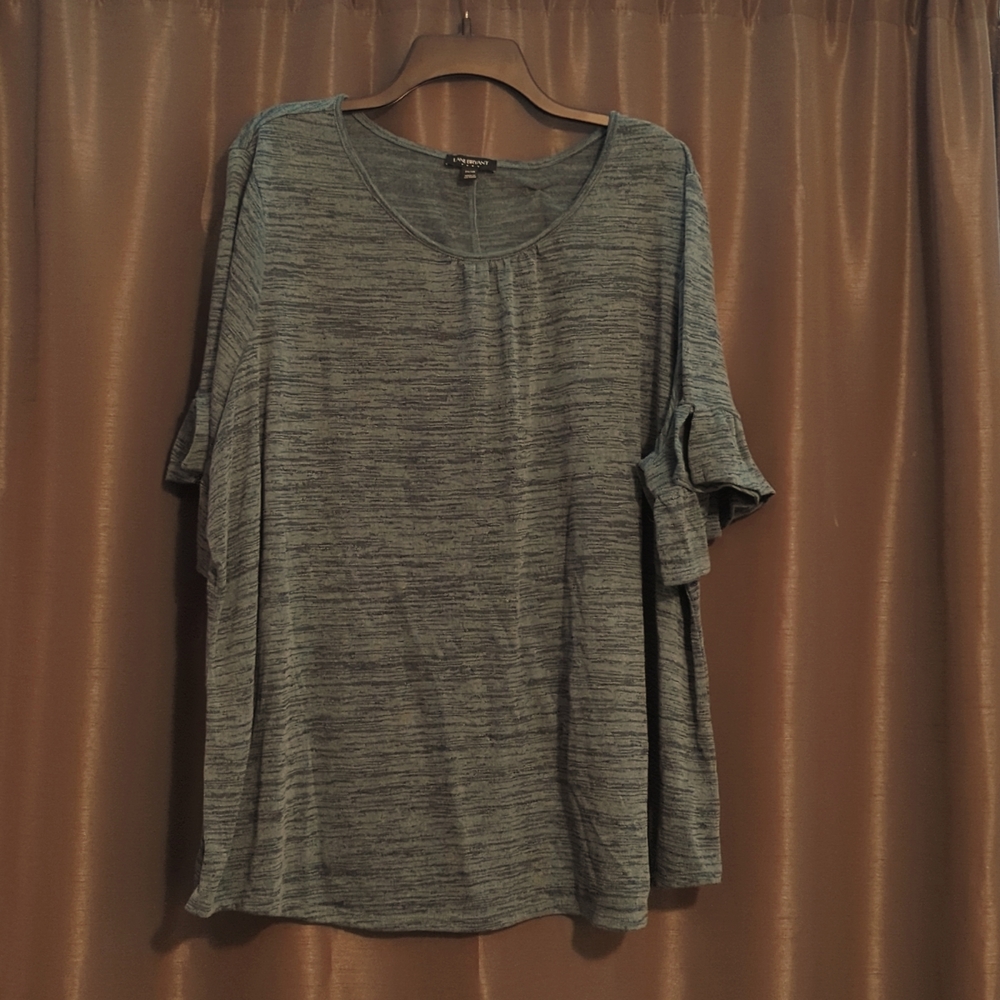 Lane Bryant green top with ruffle sleeves, size 26/28
